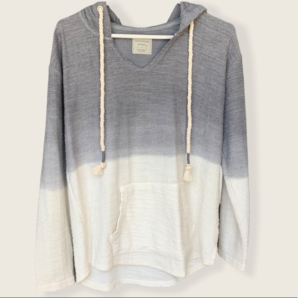 Southern Spirit Gray and White Hoodie Size Small